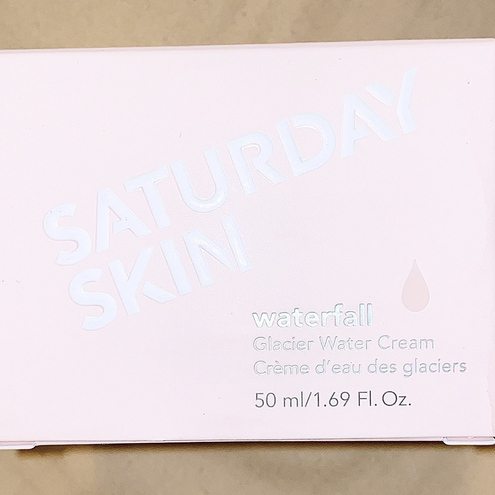 NEW SATURDAY SKIN WATERFALL GLACIER CREAM